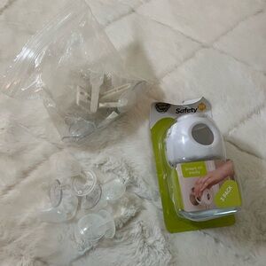 Baby Safety Gear Baby Proof Grip'n Twist Door Knob Cover